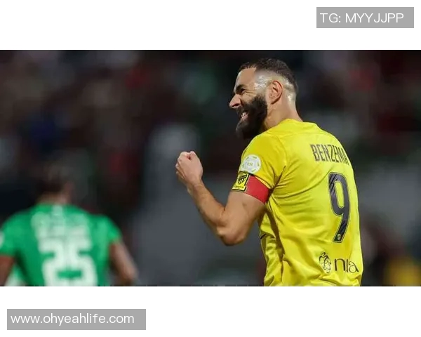 亚冠激战布里兰对决广州恒大争夺小组出线权的关键之战